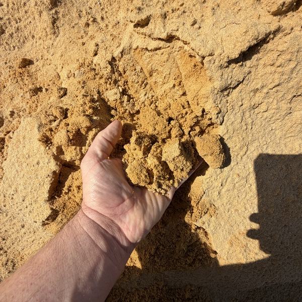 Plasterers Sand — fine yellow plastering sand