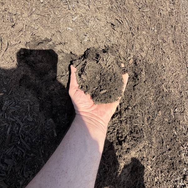 Landscape Mix — dark landscape soil mix