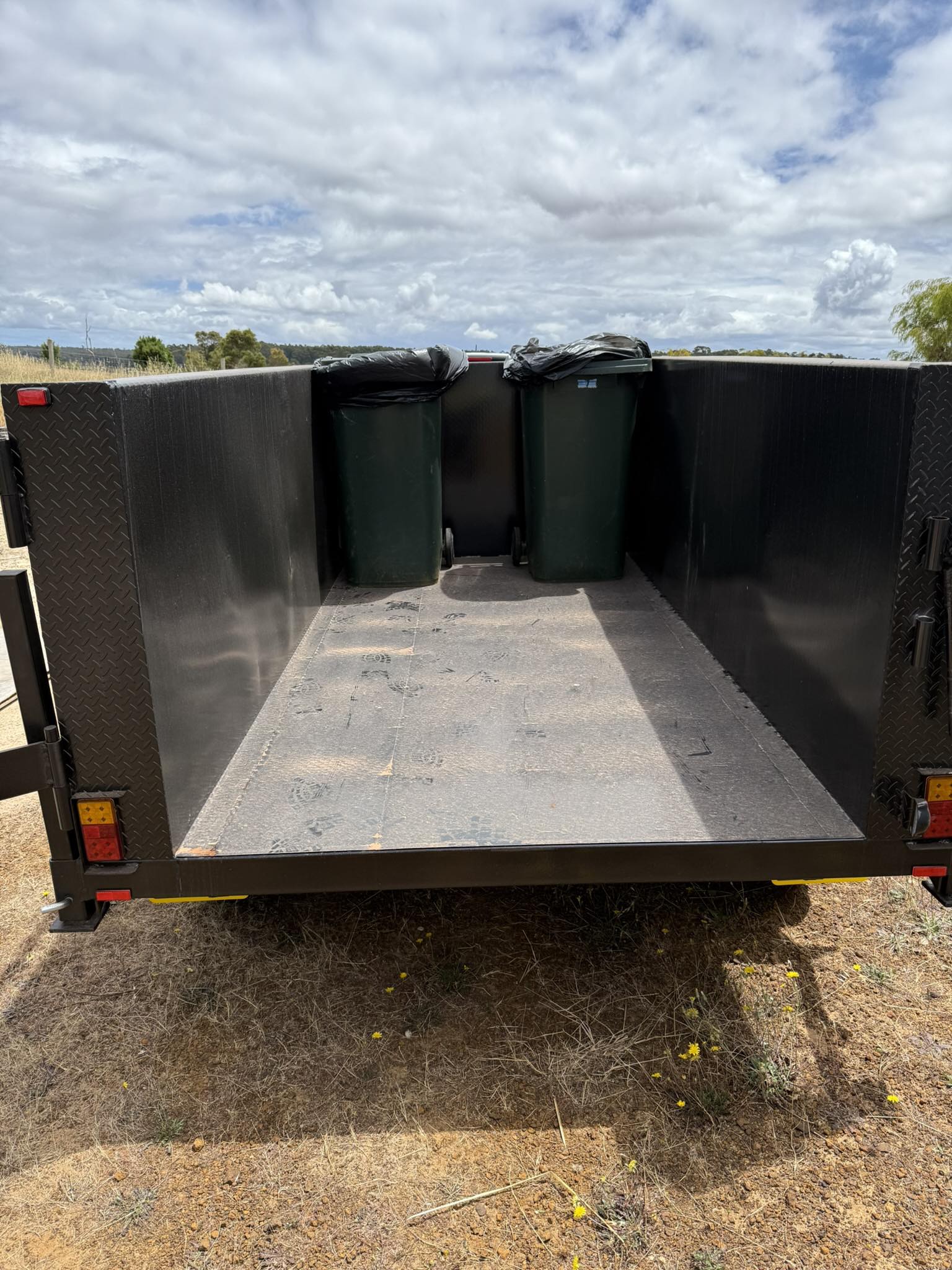10×5 Medium hydraulic tipper trailer